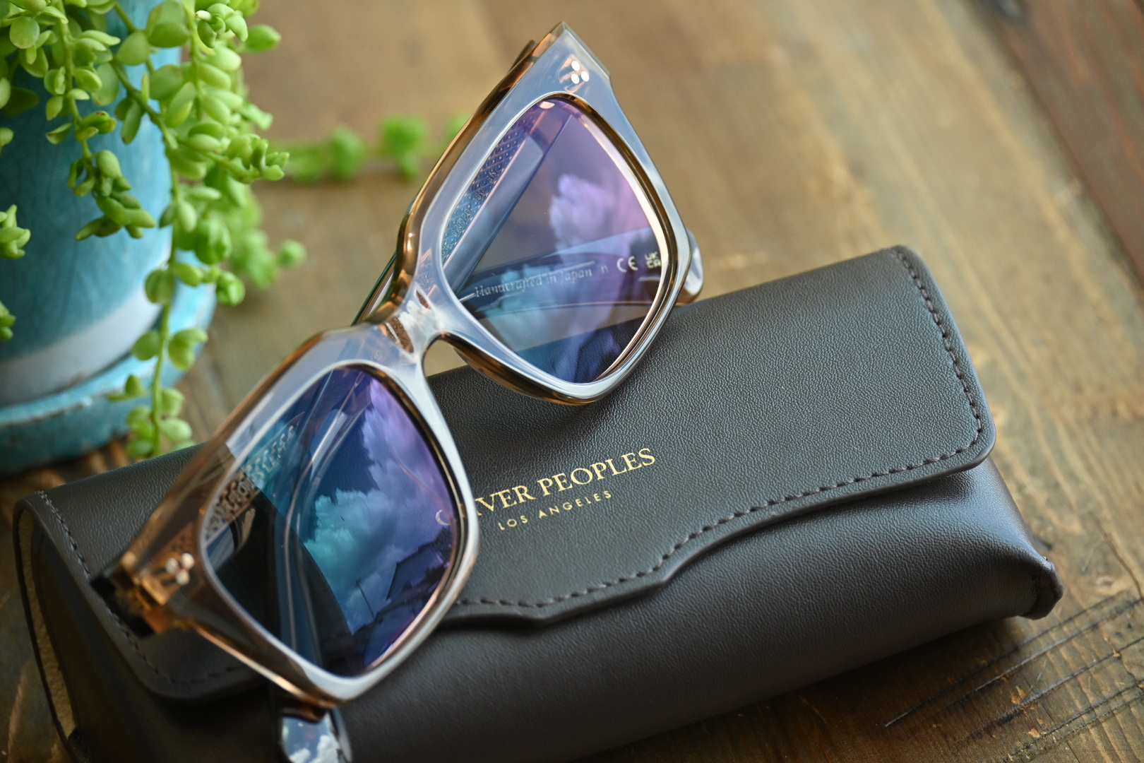【徒歩通勤で使用する調光サングラス】フレーム：OLIVER PEOPLES　OV5564SU　レンズ：Ito Lens 1.56 PHOTO GRAY CS  Cort
