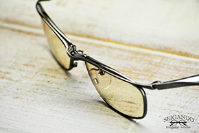 ◎フレーム：ZEAL OPTICS／Walz Alt　◎レンズ：TALEX／mo’eye Brown 