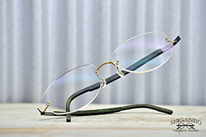 ◎フレーム：LINDBERG／SPIRIT T501　◎レンズ：HOYA／HOYALUX LSV 1.60