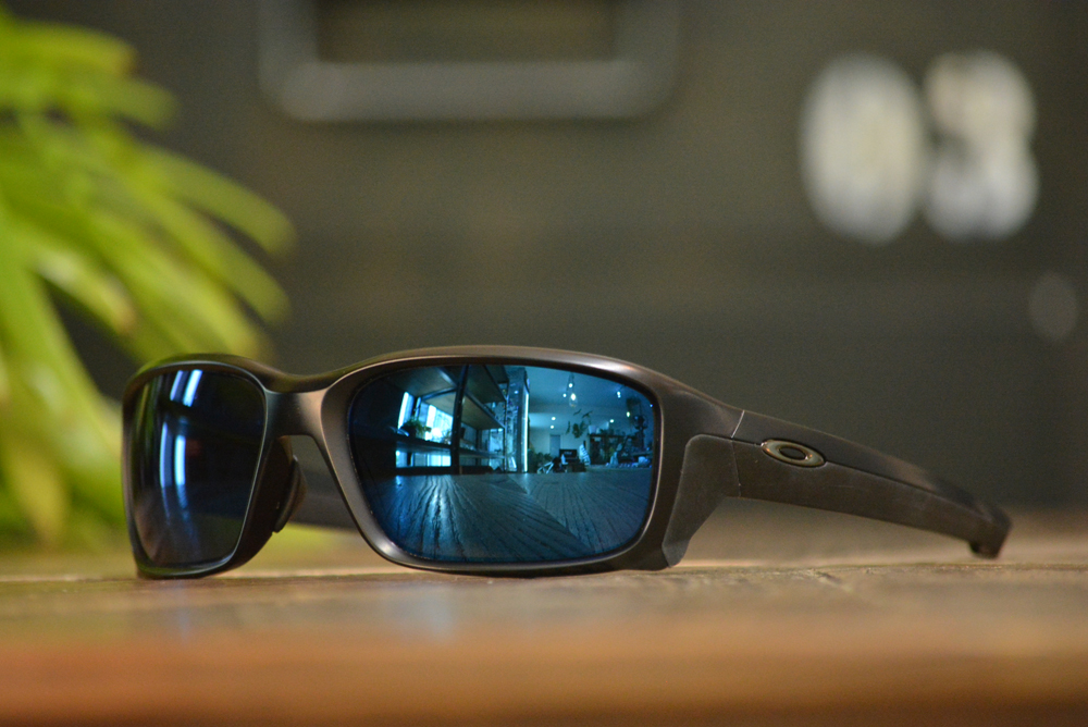 フレーム：OAKLEY　STRAIGHTLINK 　 レンズ：TALEX TRUEVIEW FOCUS