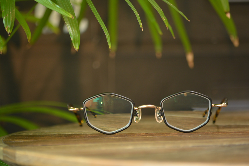 フレーム：VioRou Masaaki レンズ：Ito Lens 1.74両面非球面レンズ