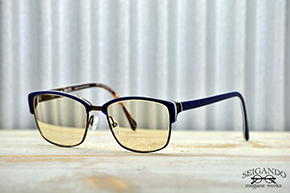 ◎フレーム：JISCO／SECRETOS　◎レンズ：TALEX／mo’eye brown