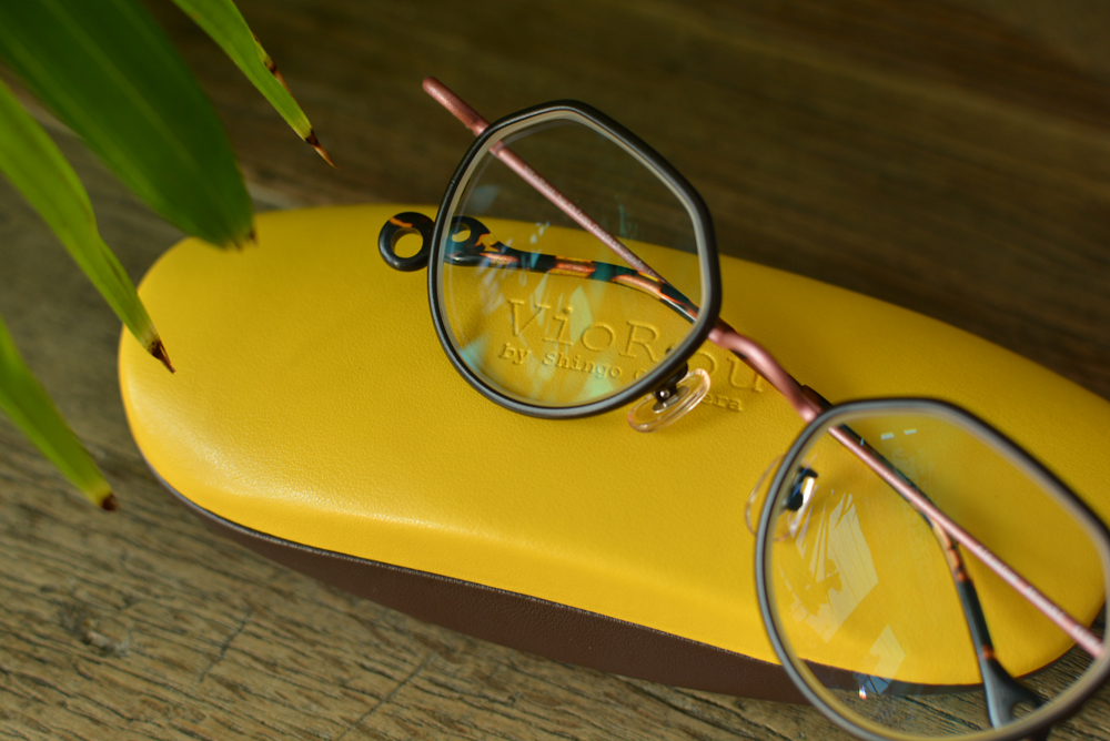 フレーム：VioRou Atsushi レンズ：Ito Lens 1.74両面非球面レンズ