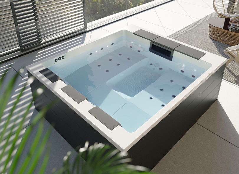 Outdoor Whirlpool