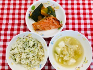 10/6　炊き込み菜飯　みそ汁　鮭の西京焼き　かぼちゃの甘煮
