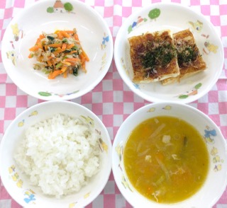 9/25　ご飯  豚汁  豆腐のえび風味焼き  ツナともやしのごま酢あえ