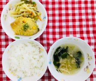 9/26　ご飯　すまし汁　さわらのコーンマヨネーズ焼き　じゃが芋炒め