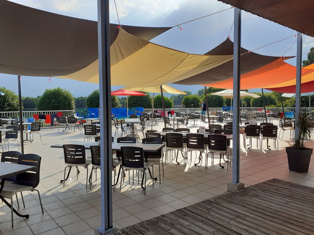 Restaurant rooftop à 10 min de Belleville