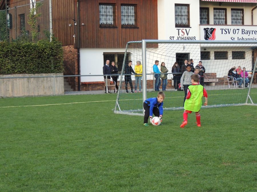 30.09.2015  F2  TSV St.Johannis II  -  SV Mistelgau II