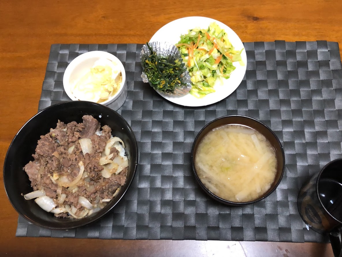 4月3日金曜日、Ohana夕食「プルコギ丼、コールスロー、菜花の辛子醤油和え、たぬき奴、みそ汁（大根、ねぎ）」