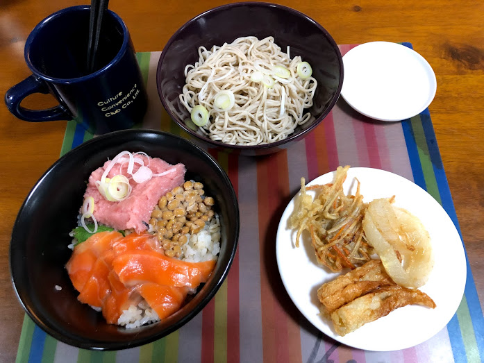5月5日日曜日、Ohana夕食「海鮮丼、ぶっかけそば、天ぷら(ごぼう、人参、玉ねぎ、竹輪）」