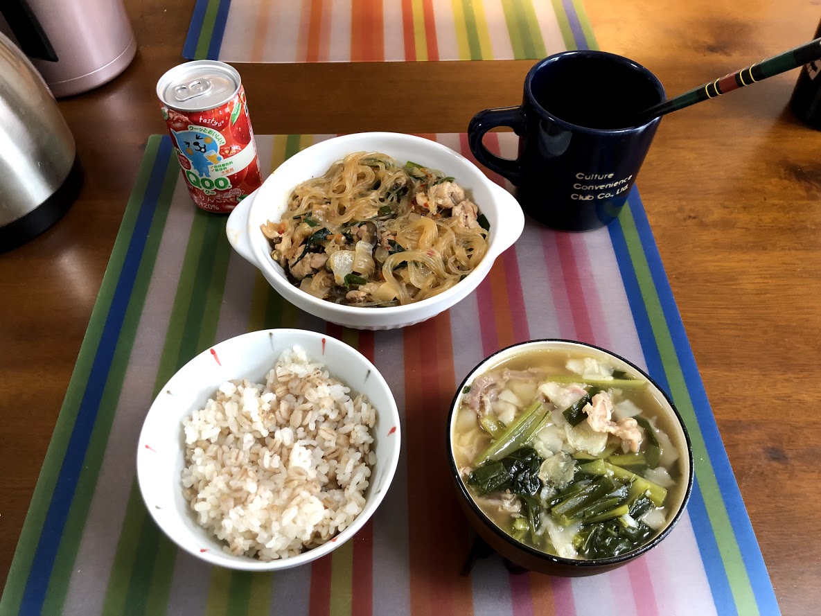 5月8日月曜日、Ohana朝食「野菜たっぷり麻婆春雨、ワンタンスープ、ご飯」