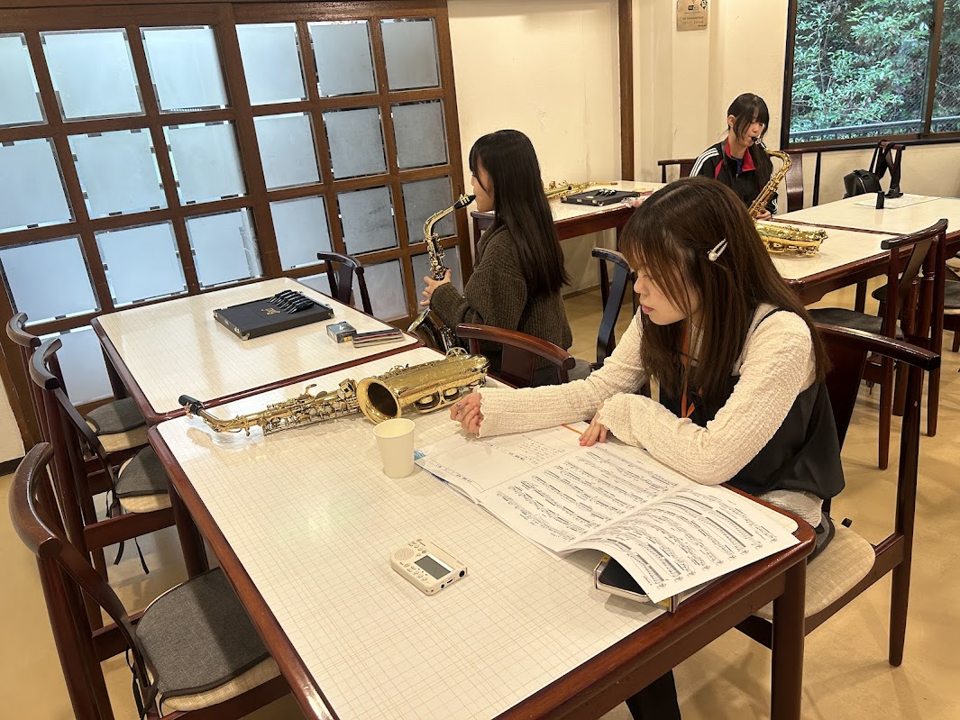 振り返りノートに記入