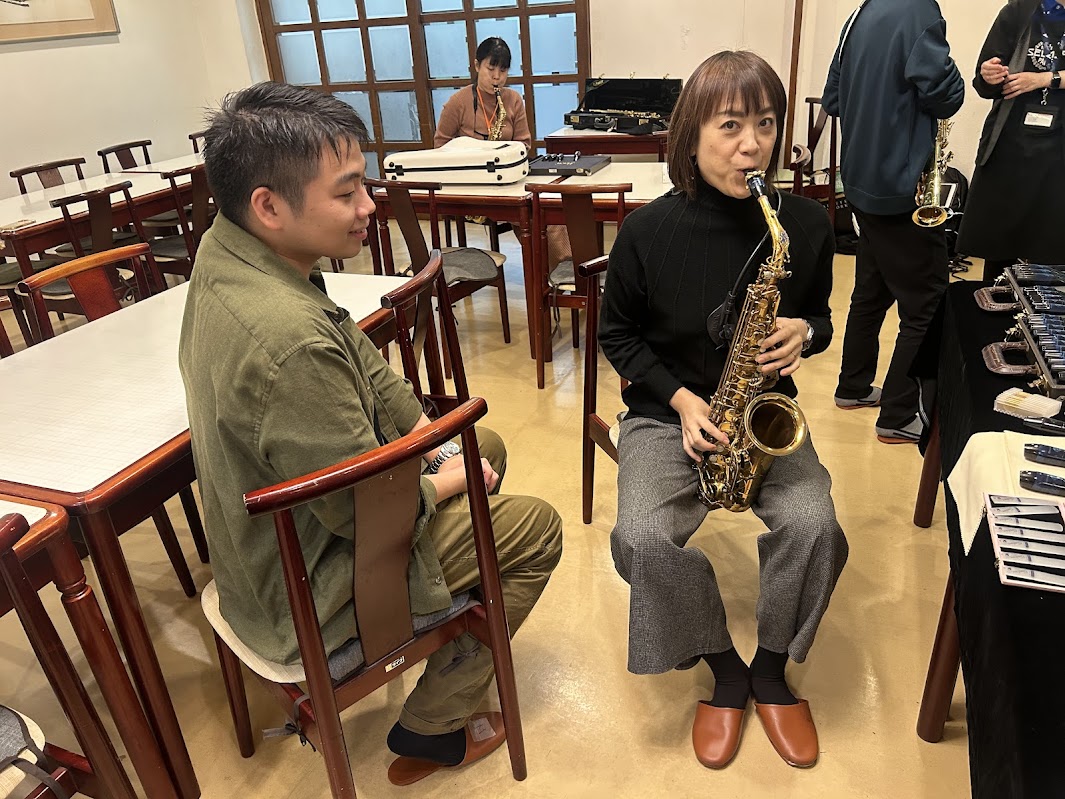 試奏(講師、アドバイザーも協力♪)