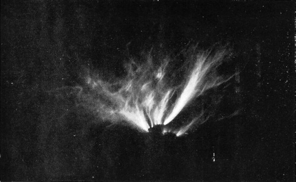 Fig. 14. — Effect of electrical discharge from the earth by Tesla coil. (Photograph by its own light.)