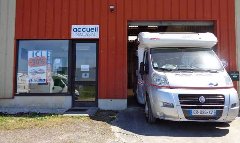 Photo : Accueil du magasin UNIVERS CAMPING-CAR