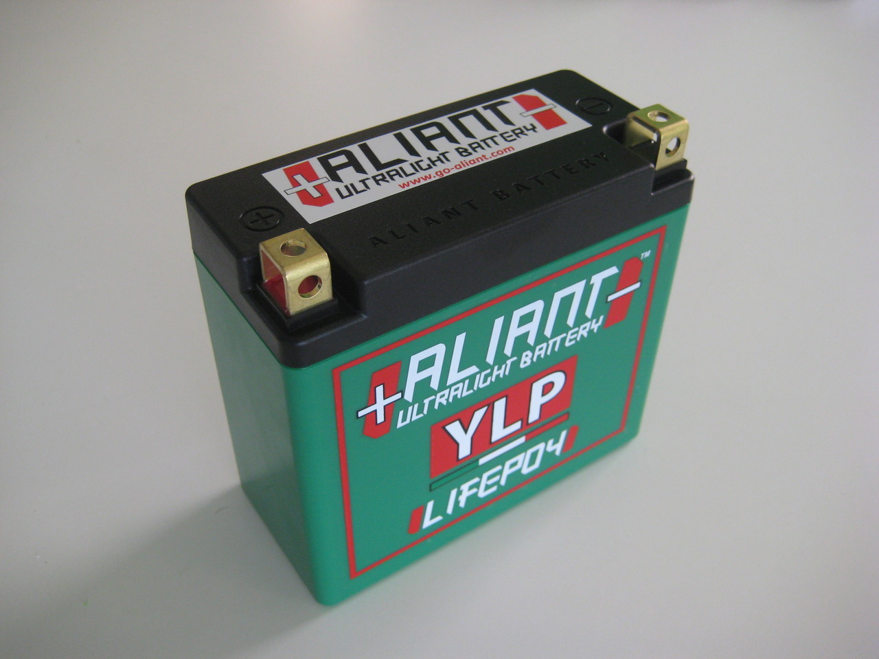 ALIANT YLP series - ALIANT ULTRALIGHT LITHIUM BATTERY！