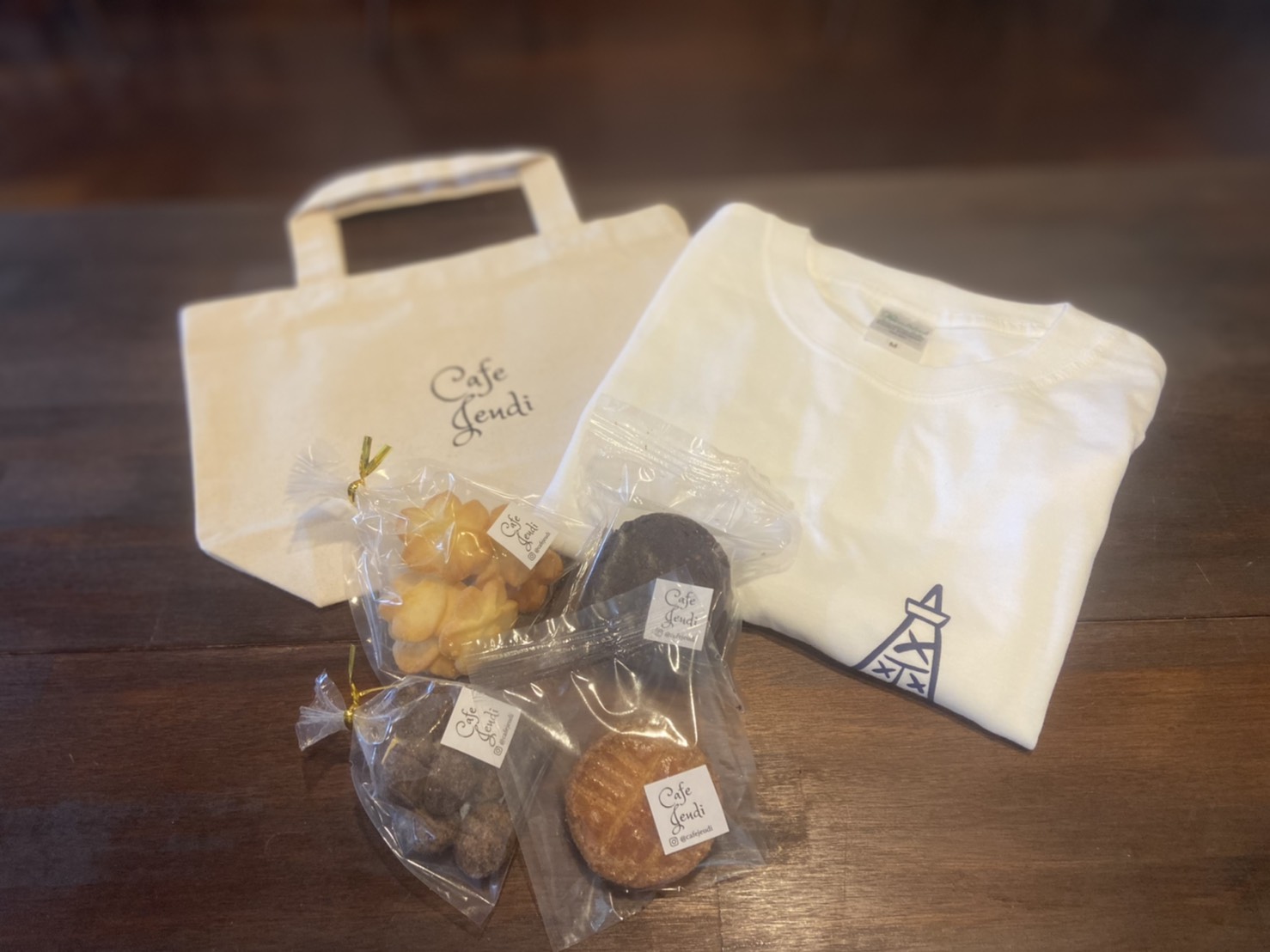 Cafe Jeudi 1周年記念BOX