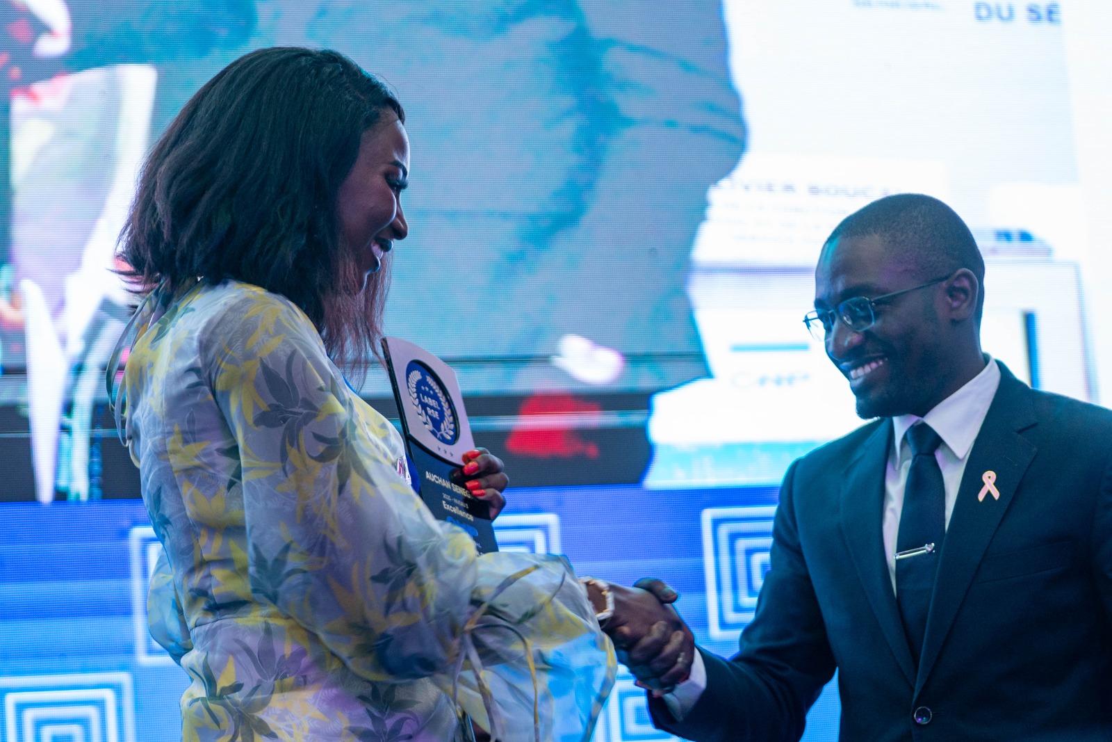 RSE- Auchan Retail Sénégal obtient le label RSE Niveau 3 – Excellence !