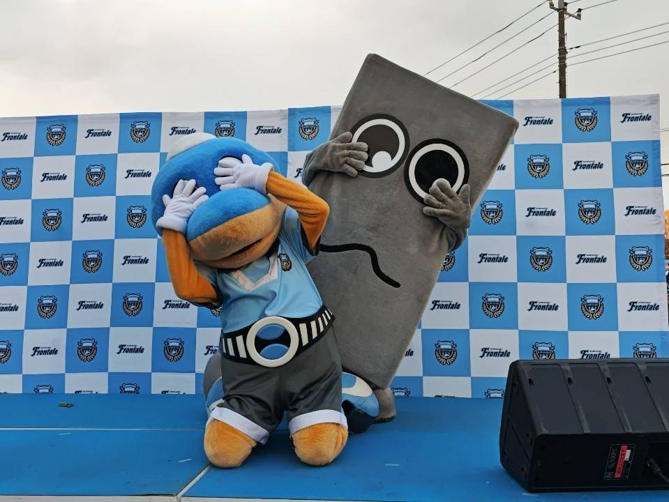 フロンターレ試合前SPステージ