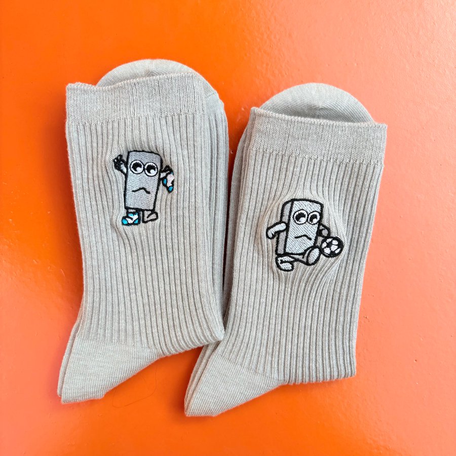 コラボソックス販売