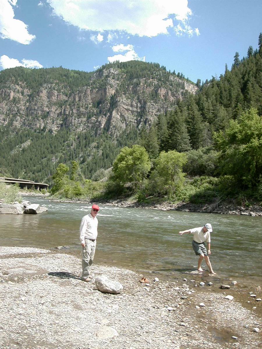 Rast am Colorado River an der Interstate 70