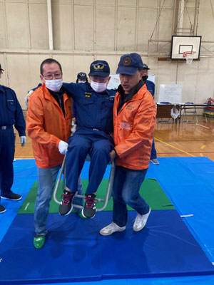 避難場所訓練（仲町小学校）