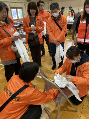 避難場所訓練（仲町小学校）