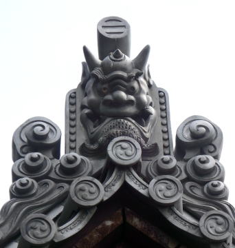 三本角の鬼 鬼瓦を探す旅 三本角の鬼 鬼瓦を探す旅