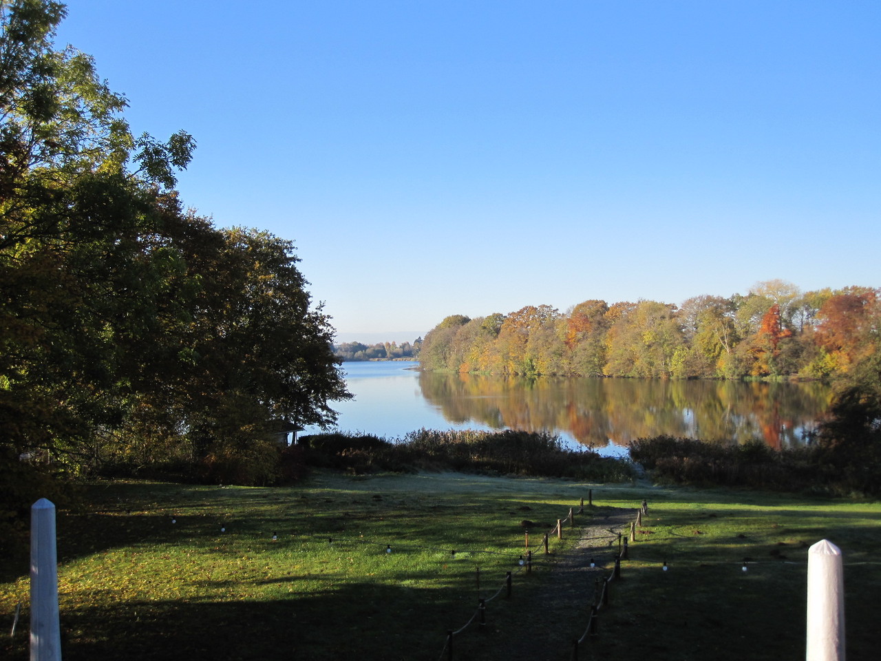blick vom balkon im herbst
