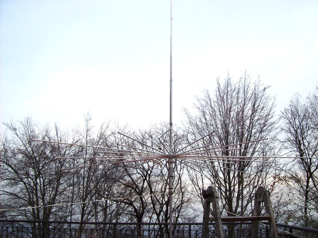 Antenna 5/8 lambda Autocostruita (1RPDX)