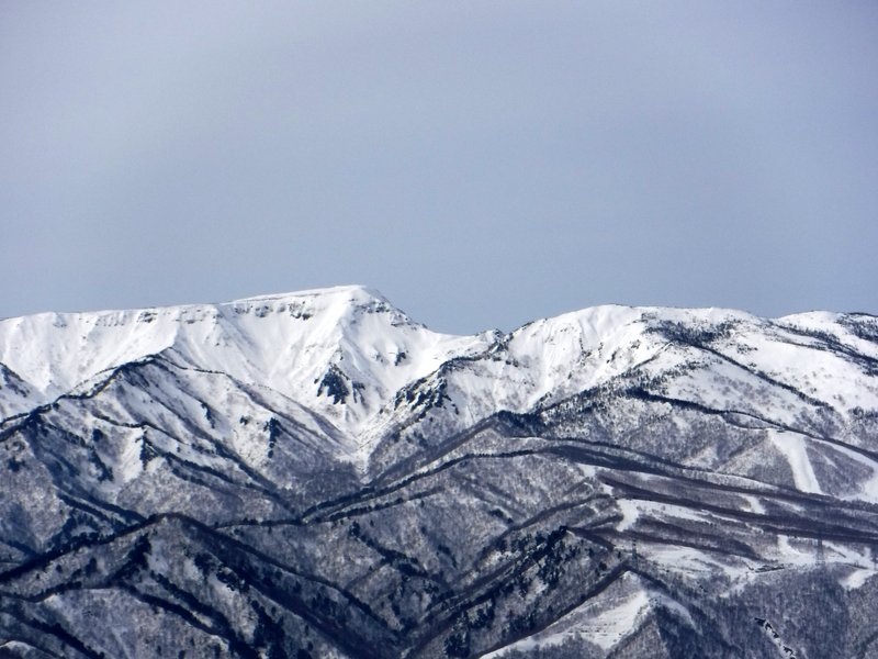 苗場山