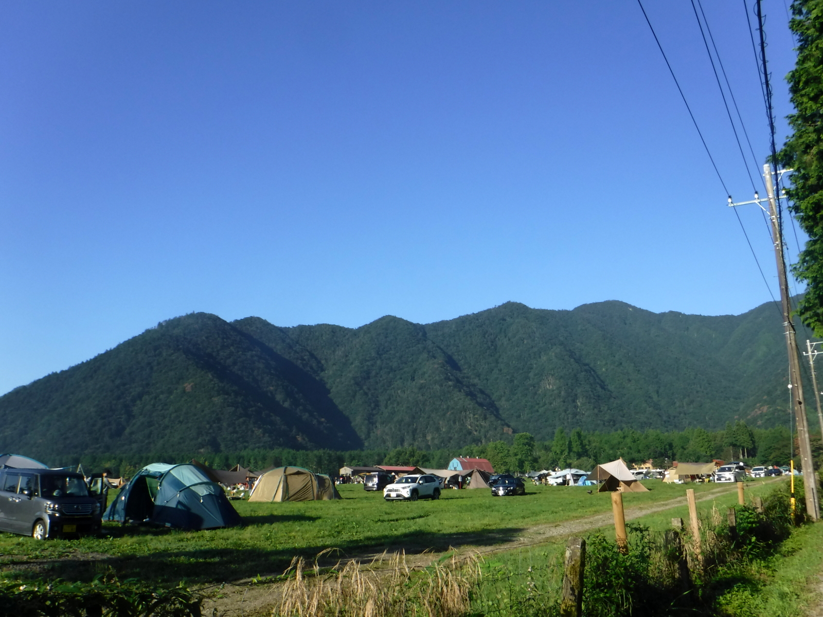 登山口手前のオートキャンプ場、星が良く見えそう