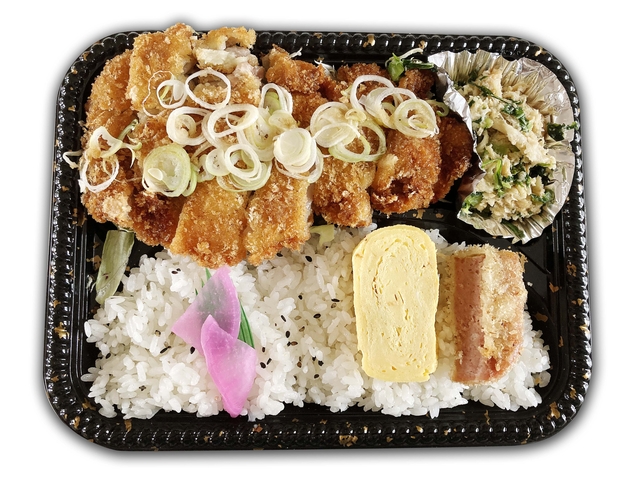 ヘルシーチキンカツ弁当　410円(税込)