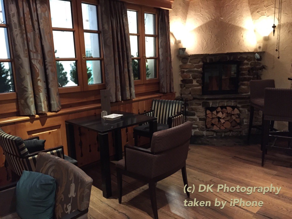 Die Cheminée-Lounge