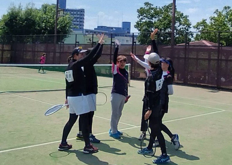 準優勝に輝いた女子チーム