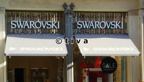 Toldo Articulado + Rotulación (Swarovski) Barcelona