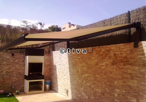 Toldo Cofre (con pletinas especiales)