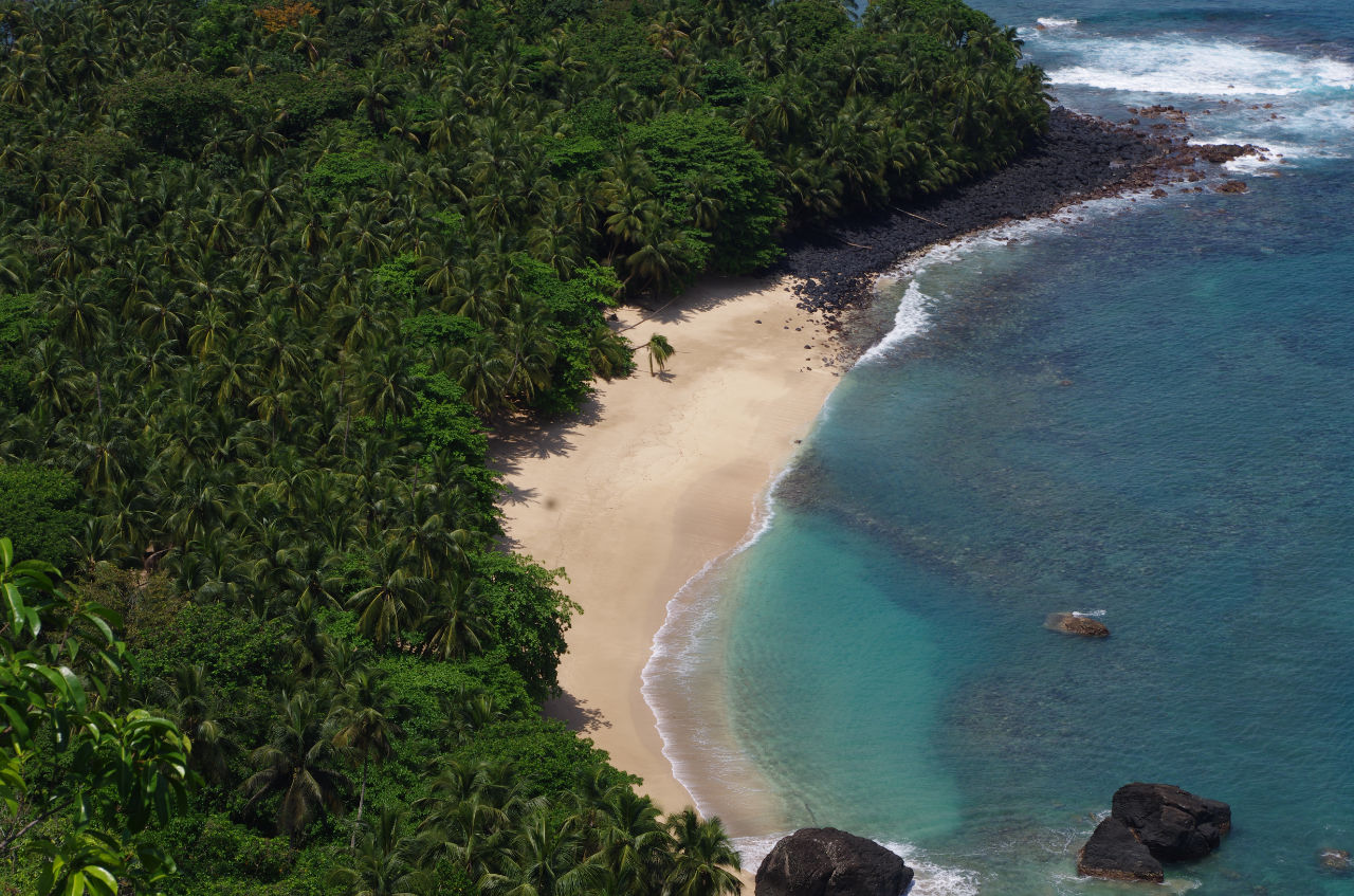 Banana Beach, Principe