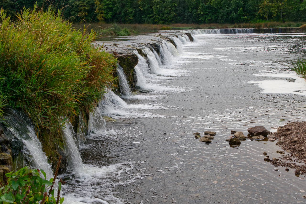 Ventas Rumba, Lettland. Der breiteste Wasserfall Europas