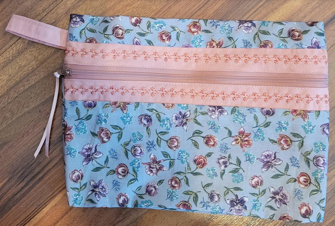 Carol's Easy Zippered Pouch