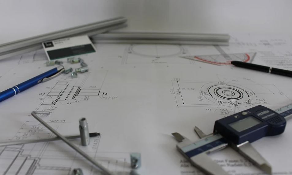 4 Reasons Why I Use On-Demand Manufacturing and the 3 best Online-Manufacturers in Germany