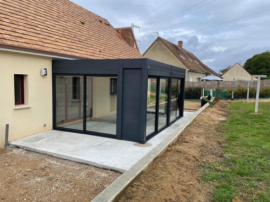 Pergolas bioclimatiques : sur mesure de chez Altiva Pro Menuisier  2023-2024 en rénovation La Garde 83130