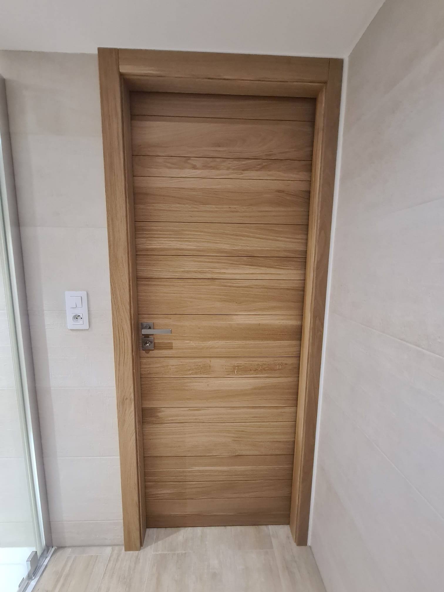 Porte d’intérieur : Sur mesure de chez Altiva Pro Menuisier  2023-2024 en rénovation Six-Fours-Les-Plages 83140