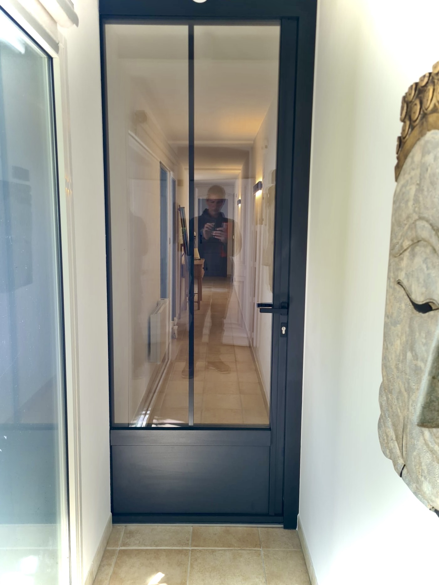 Porte d’entrée : Sur mesure de chez Altiva Pro Menuisier 2024  en rénovation Toulon