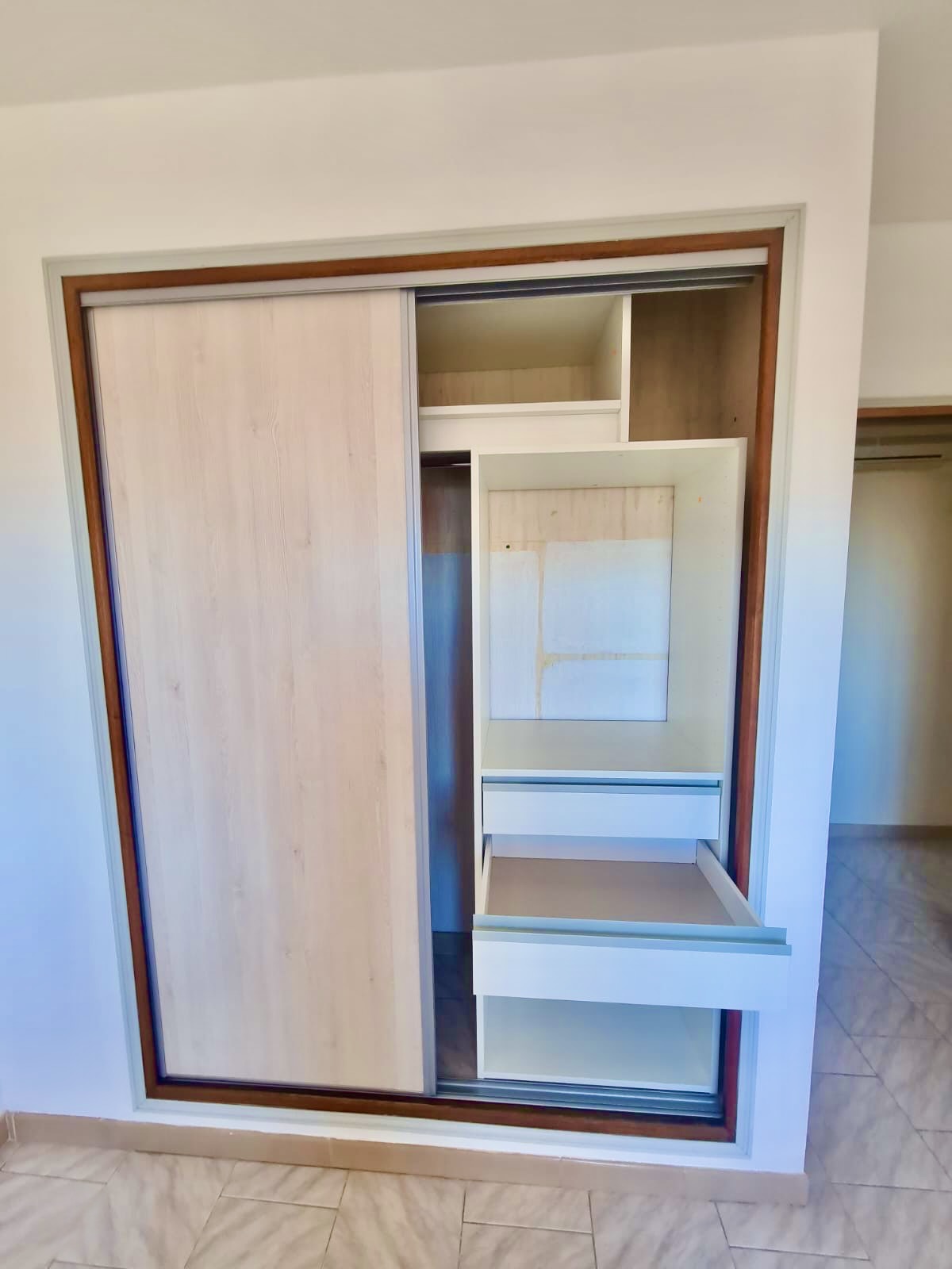 Placards & Rangements 2025 sur mesure en rénovation de chez Altiva Pro Menuisier La Seyne sur Mer