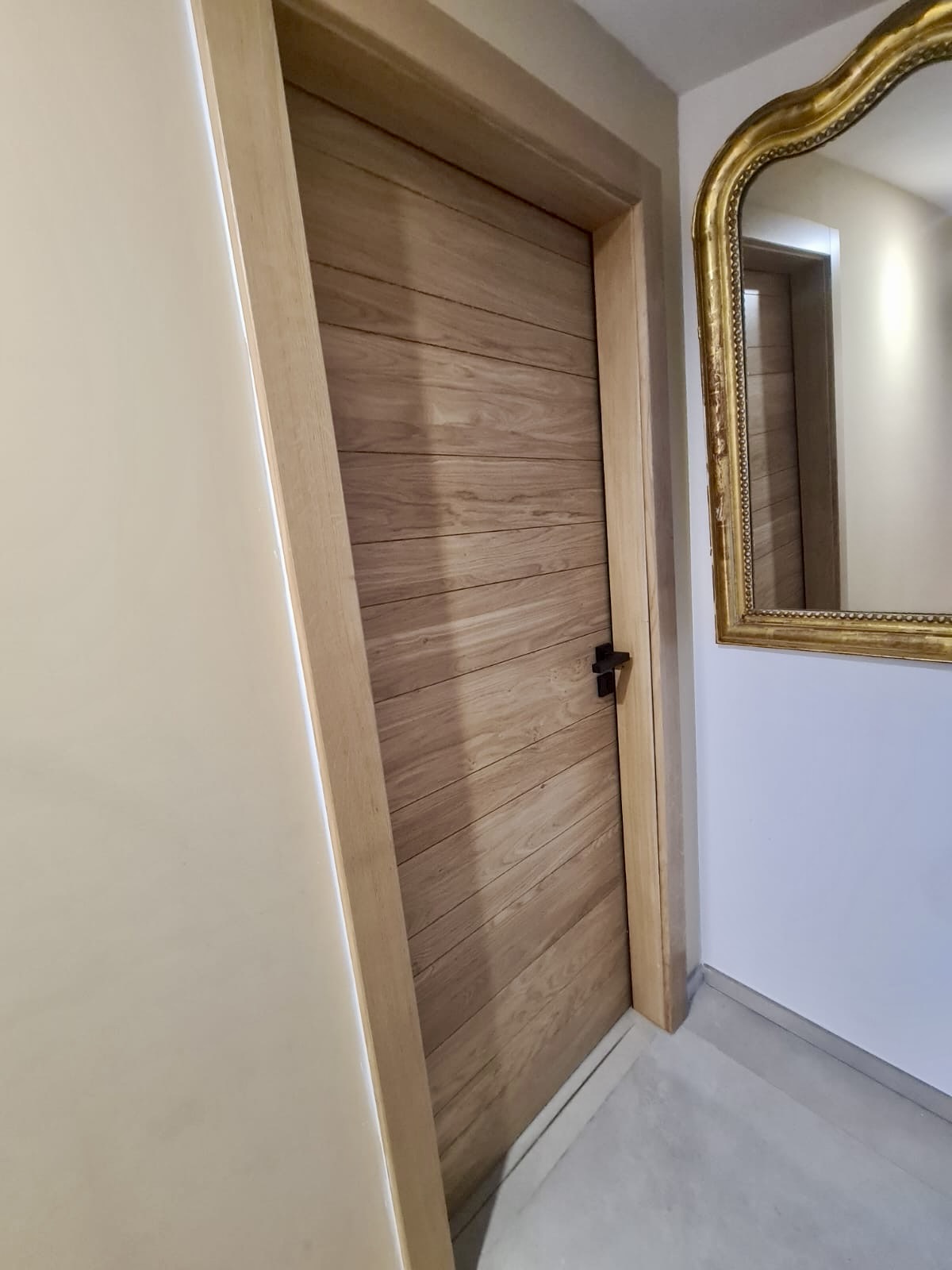 Porte d’intérieur : Sur mesure de chez Altiva Pro Menuisier à Bandol 83150