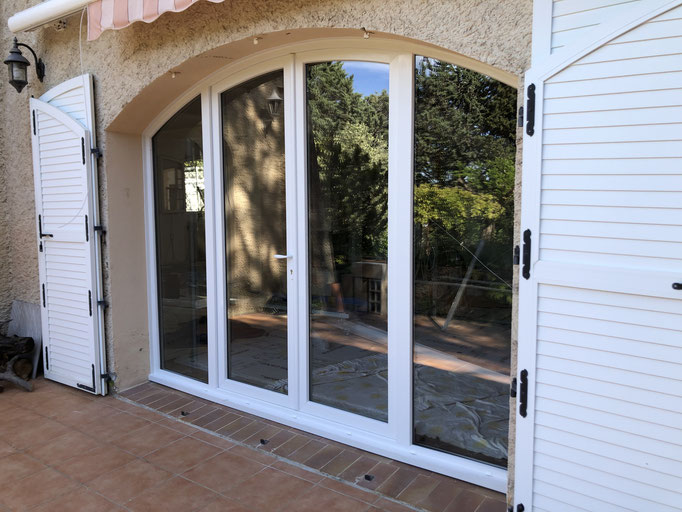 Fenêtre: en PVC  2023-2024 sur mesure  en rénovation de chez Altiva Pro Menuisier La Seyne Sur Mer 83500