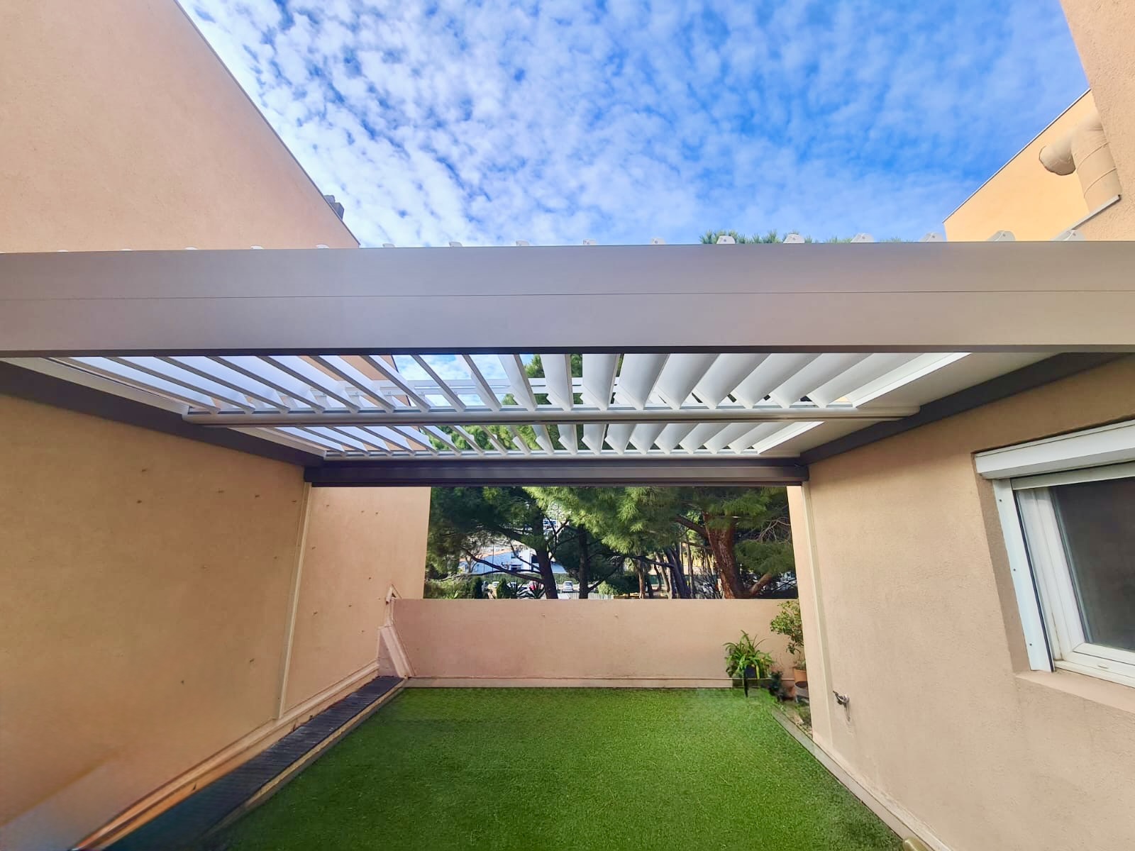 Pergolas bioclimatiques  : sur mesure en rénovation à La Seyne Sur Mer 