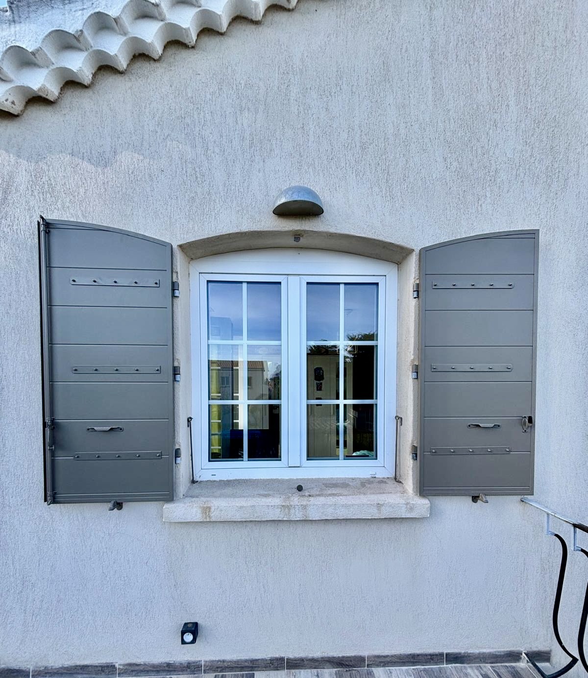 Volets Battants : en aluminium Novembre 20252025 sur mesure en rénovation de chez Altiva Pro Menuisier à La Seyne Sur Mer